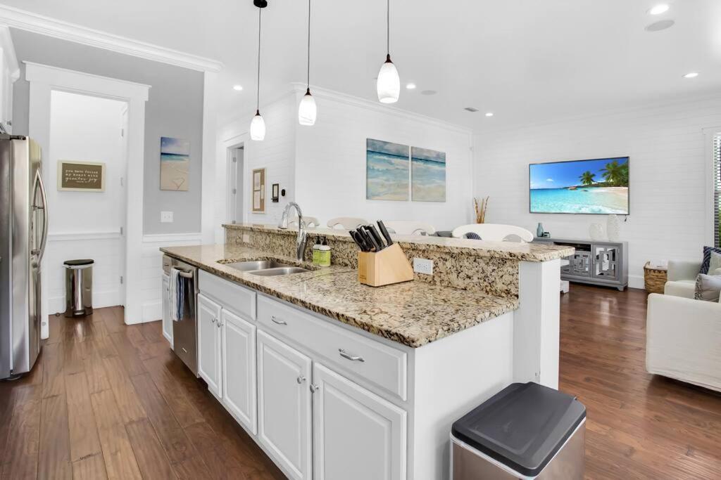 Large 4 Bedroom With Bunk Room And 2 Golf Carts! Destin Exterior foto